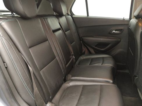 Used 2015 Chevrolet Trax LTZ image 19