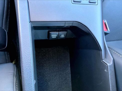 Used 2024 Toyota Camry XSE image 34