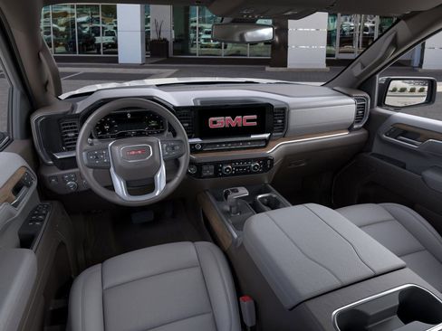 New 2026 GMC Sierra 1500 SLT image 15