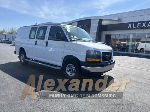 Used 2024 GMC Savana 2500 w/ Driver Convenience Package RWD image 1