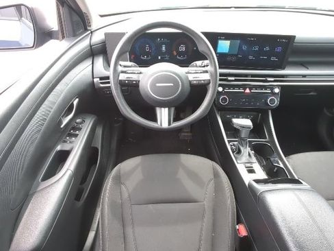 Used 2025 Hyundai Tucson SEL AWD/4WD image 6