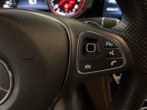 Used 2017 Mercedes-Benz E 300 4MATIC image 35