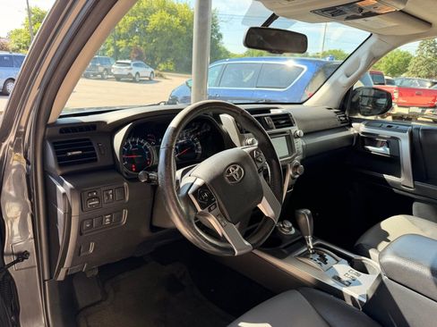 Used 2016 Toyota 4Runner SR5 Premium w/ Four Season Floor Mat Package AWD/4WD image 9