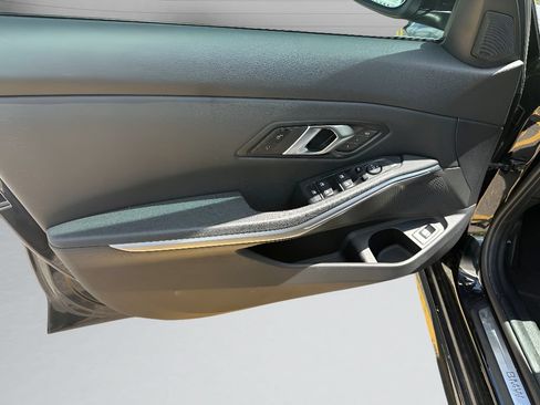 Used 2025 BMW 330i Sedan RWD image 16