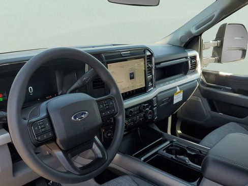 New 2026 Ford F250 XLT w/ XLT Premium Package image 23