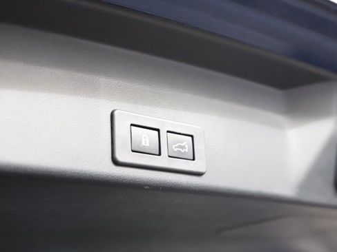 Used 2020 Subaru Ascent Premium w/ Sport Package image 8