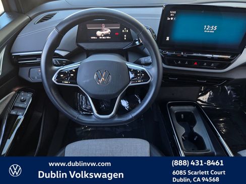 Certified 2023 Volkswagen ID.4 Pro image 11