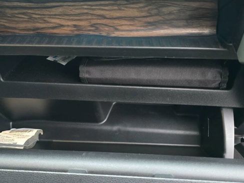 Used 2018 Ford F150 Lariat w/ Equipment Group 502A Luxury image 24