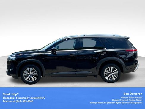 Certified 2025 Nissan Pathfinder SL FWD image 14
