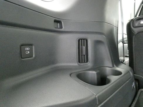 Used 2025 Honda Pilot Black Edition image 19