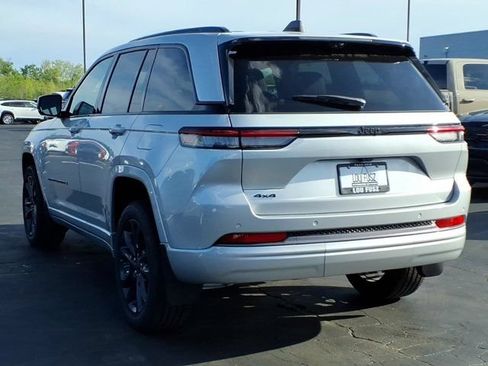 New 2026 Jeep Grand Cherokee Limited AWD/4WD image 4