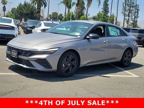 New 2026 Hyundai Elantra Sport FWD image 27