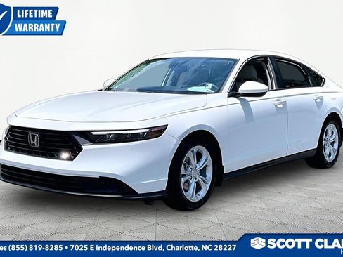 Used 2024 Honda Accord LX image 3