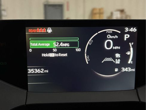 Used 2024 Toyota Prius LE image 11