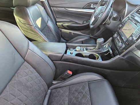 Used 2017 Nissan Maxima SR w/ Midnight Edition image 14