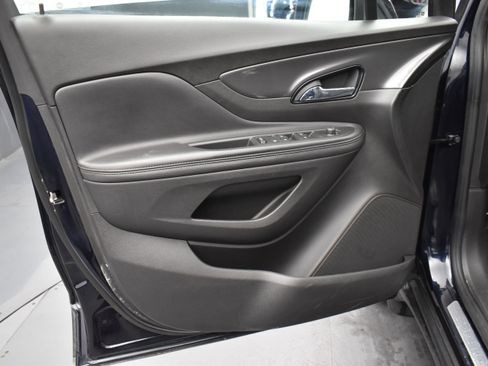 Used 2021 Buick Encore Preferred FWD image 13