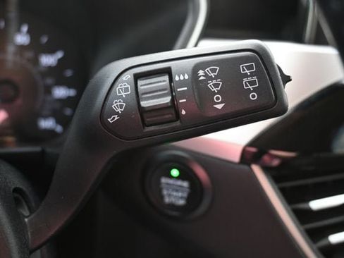 Used 2020 Ford Escape SEL AWD/4WD image 34