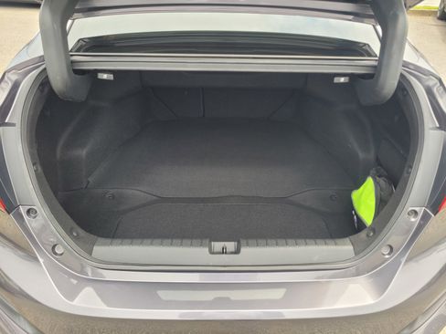 Used 2018 Honda Clarity Plug-In Hybrid image 10