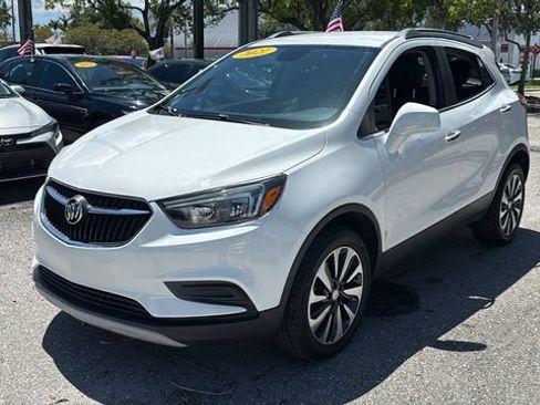 Used 2021 Buick Encore Preferred w/ Safety Package AWD/4WD image 3