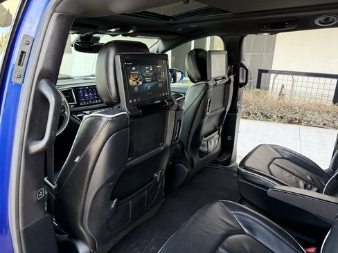 Used 2020 Ford Escape SEL image 28