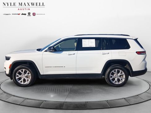 Used 2022 Jeep Grand Cherokee L Limited w/ Trailer Tow Group (B) AWD/4WD image 13