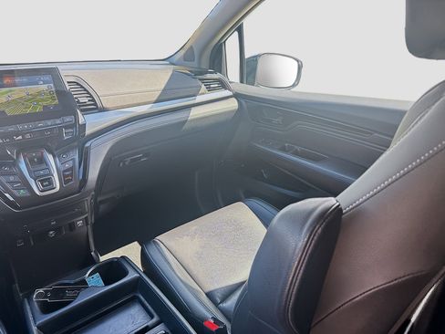Used 2024 Honda Odyssey Touring image 22