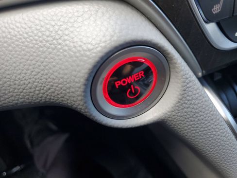 Used 2020 Honda Accord EX image 32