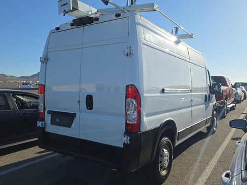 Used 2023 RAM ProMaster 2500 FWD image 2