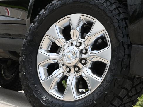 Used 2022 RAM 2500 Limited w/ Towing Technology Group AWD/4WD image 11