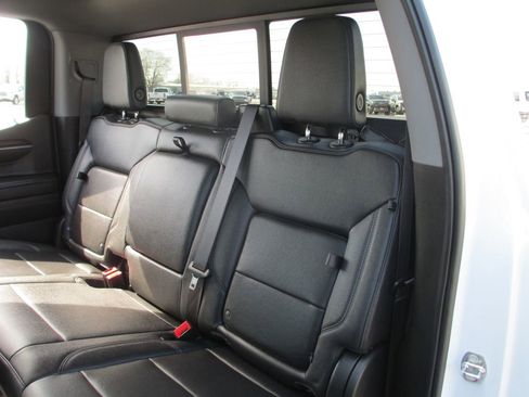 Used 2024 GMC Sierra 1500 SLT w/ SLT Premium Plus Package image 25