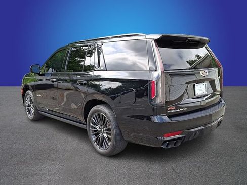 Certified 2023 Cadillac Escalade V AWD/4WD image 7