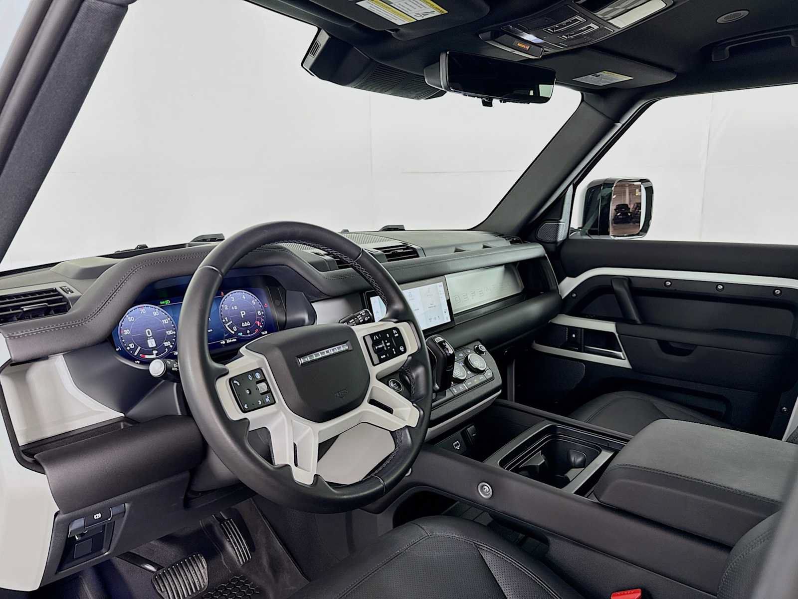 Used 2024 Land Rover Defender 110 S AWD/4WD image 9
