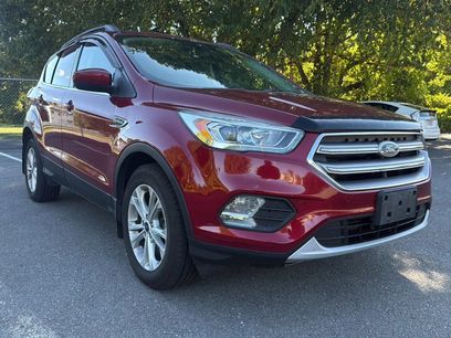 Used 2017 Ford Escape SE w/ Equipment Group 201A