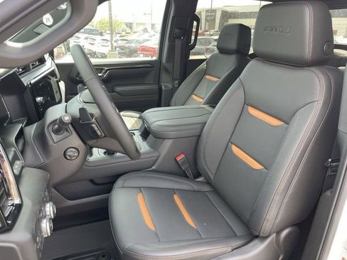 New 2026 GMC Sierra 1500 AT4 w/ AT4 Premium Package image 11