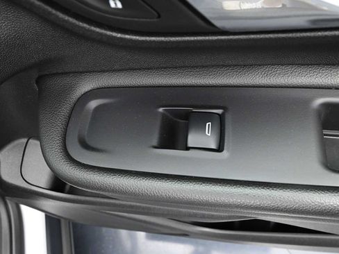 Used 2023 GMC Terrain SLE w/ Driver Convenience Package AWD/4WD image 25