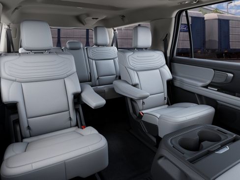 New 2027 Ford Expedition Max Platinum w/ Platinum Ultimate Package AWD/4WD image 11
