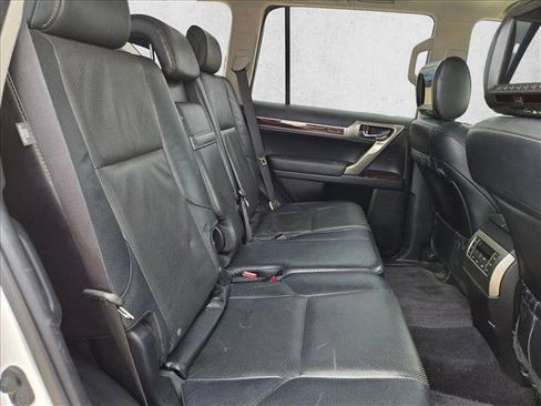 Used 2016 Lexus GX 460 w/ Premium Package AWD/4WD image 22