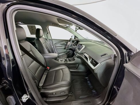 Used 2022 GMC Terrain SLT w/ Tech Package image 33