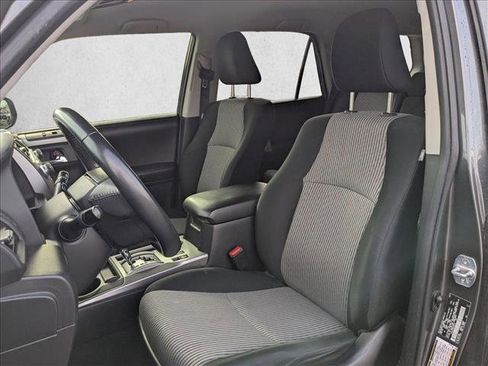 Used 2016 Toyota 4Runner SR5 image 14