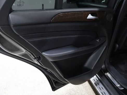 Used 2014 Mercedes-Benz ML 350 4MATIC image 20