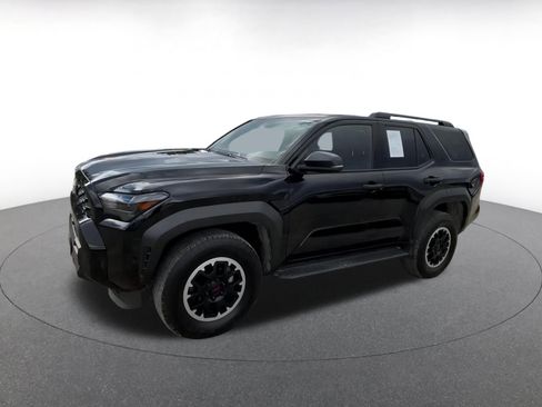 Used 2025 Toyota 4Runner SR5 image 8