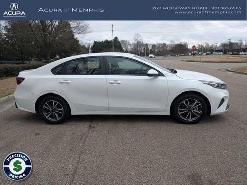 Used 2023 Kia Forte LXS image 7