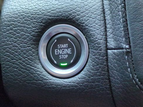 Used 2021 GMC Yukon Denali AWD/4WD image 29