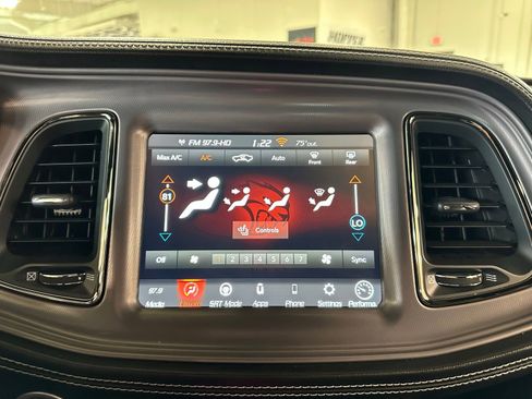 Used 2023 Dodge Challenger SRT Hellcat RWD image 33