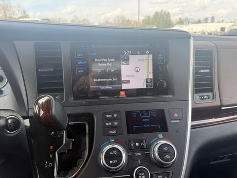 Used 2016 Toyota Sienna Limited Premium w/ Advanced Technology Package image 12