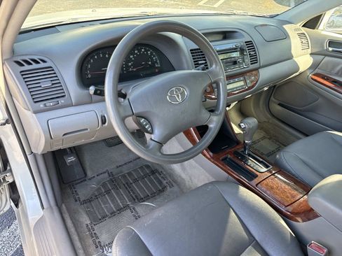 Used 2003 Toyota Camry LE image 21