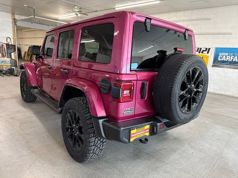 Used 2021 Jeep Wrangler Unlimited Sahara w/ Cold Weather Group image 85