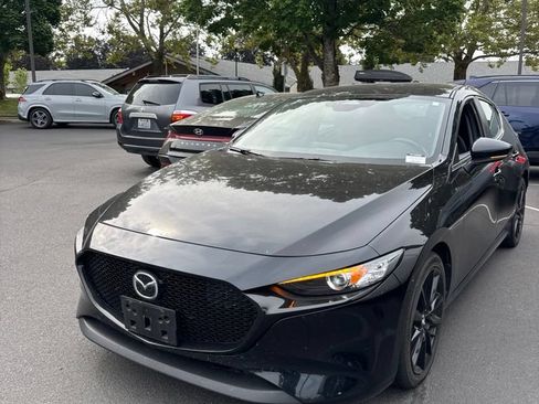 Used 2024 MAZDA MAZDA3 s FWD image 1