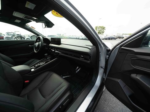 Used 2025 Honda Accord Sport image 25