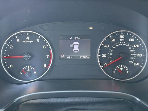 Used 2021 Kia Seltos S AWD/4WD image 15